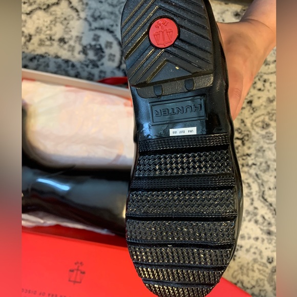 NWT HUNTER Adjustable Back Gloss Waterproof Rain Boot (Women) - Picture 3 of 9